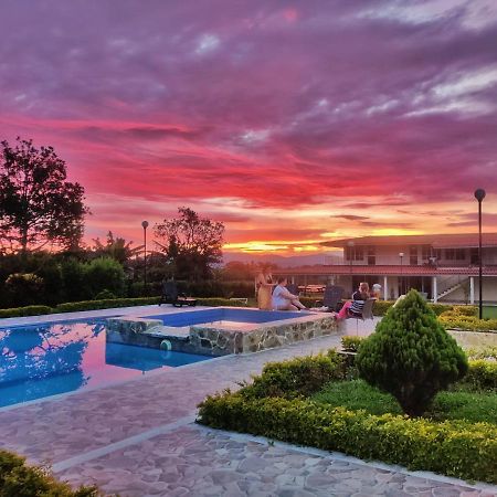 Finca Hotel Heron Quimbaya Zewnętrze zdjęcie