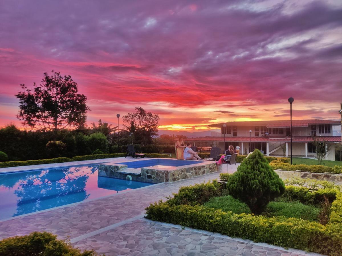 Finca Hotel Heron Quimbaya Zewnętrze zdjęcie