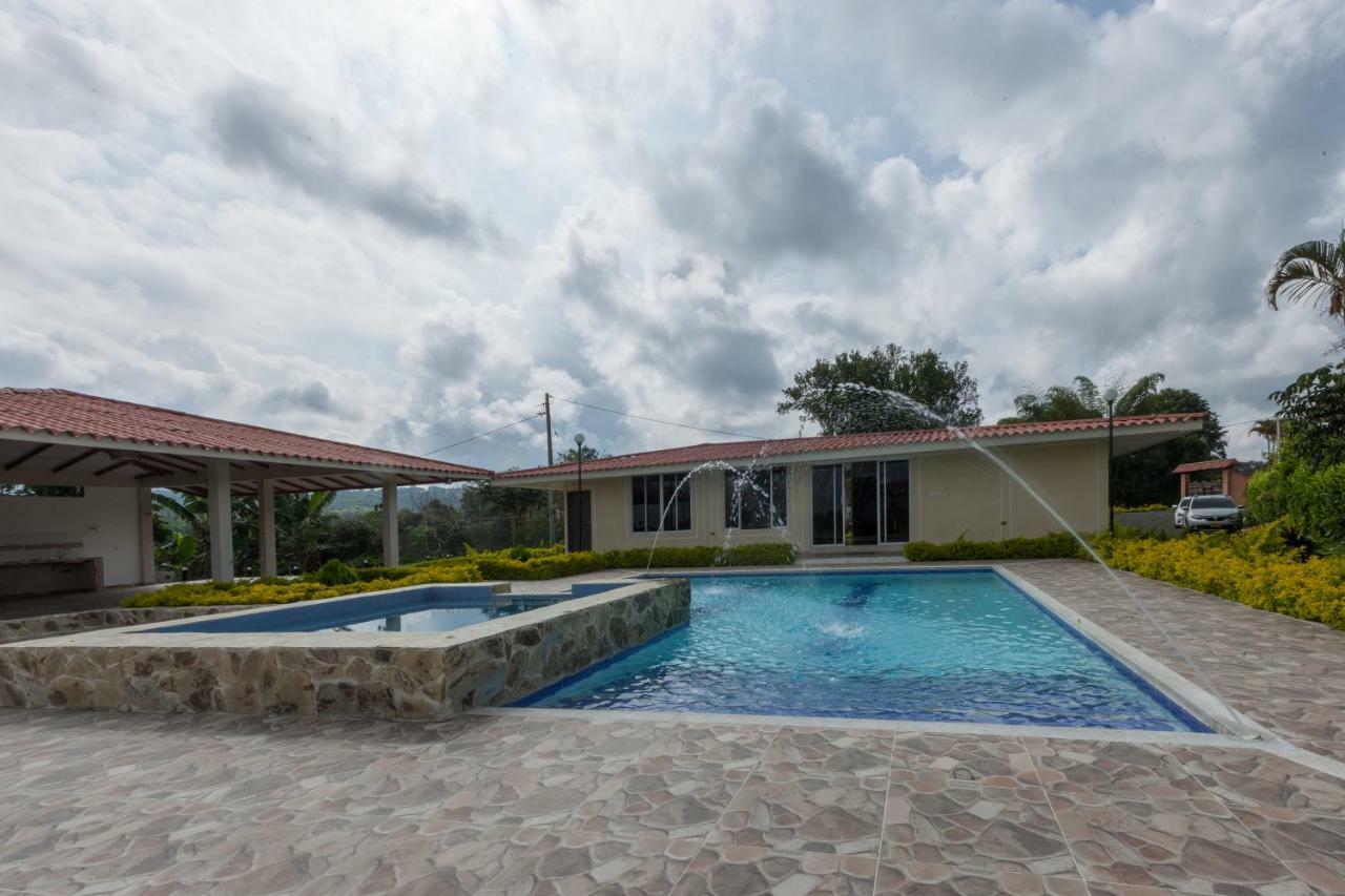 Finca Hotel Heron Quimbaya Zewnętrze zdjęcie